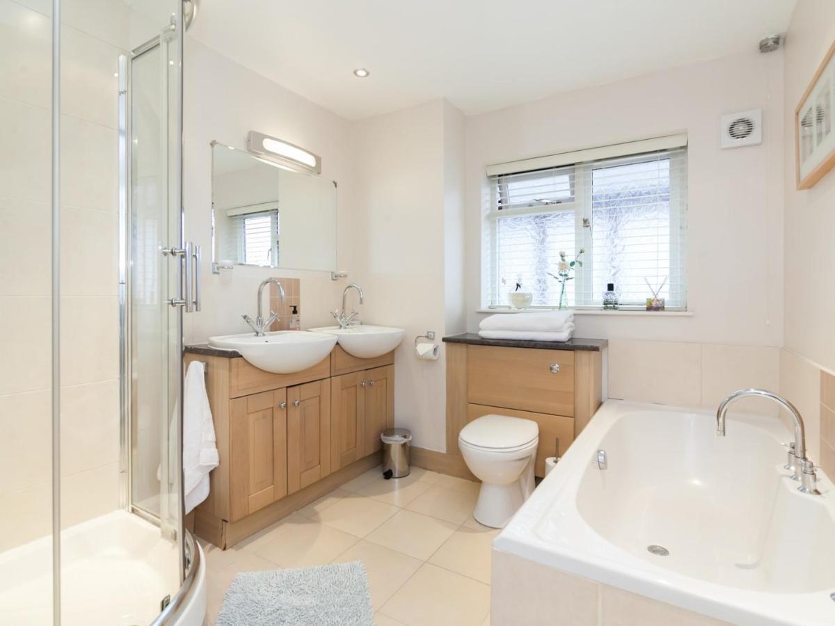 Ayuda House Hotel Altrincham Kültér fotó