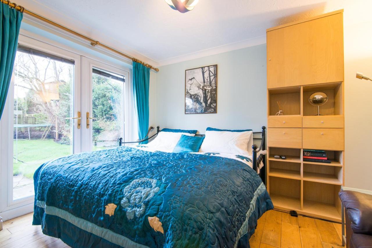 Ayuda House Hotel Altrincham Kültér fotó