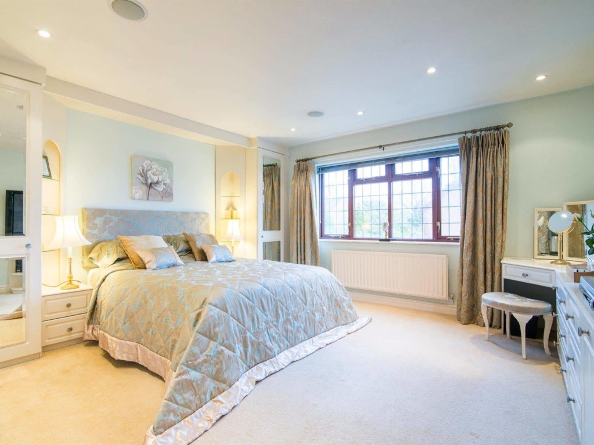 Ayuda House Hotel Altrincham Kültér fotó